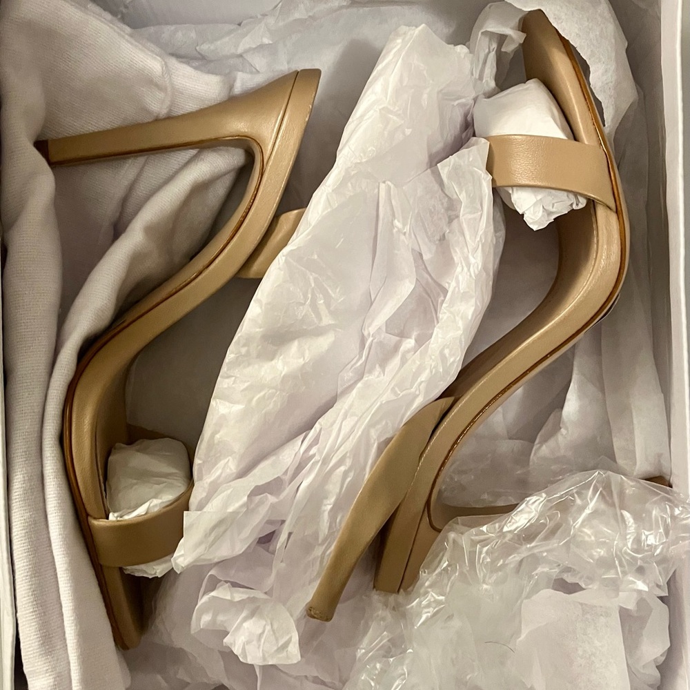 SCHUTZ Luraine Tan Heels
